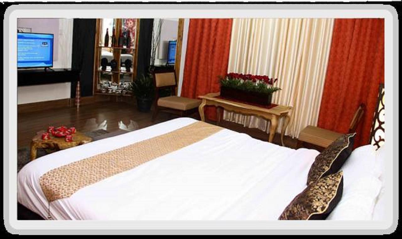 De Oriental Grand Hotel Kohima Buitenkant foto